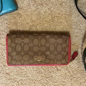 Coach wallet